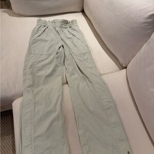 Woman’s Beige Athleta Trekking Pants